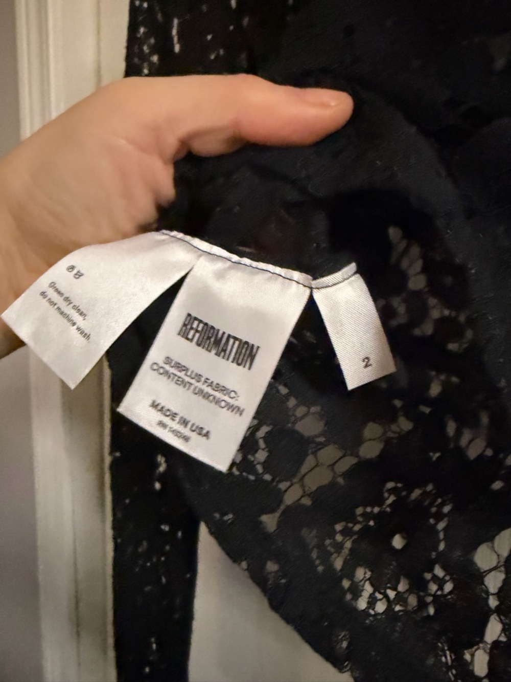 Reformation Black Lace Wrap Long-Sleeve Crop Top size 2 NWT - Picture 4 of 6